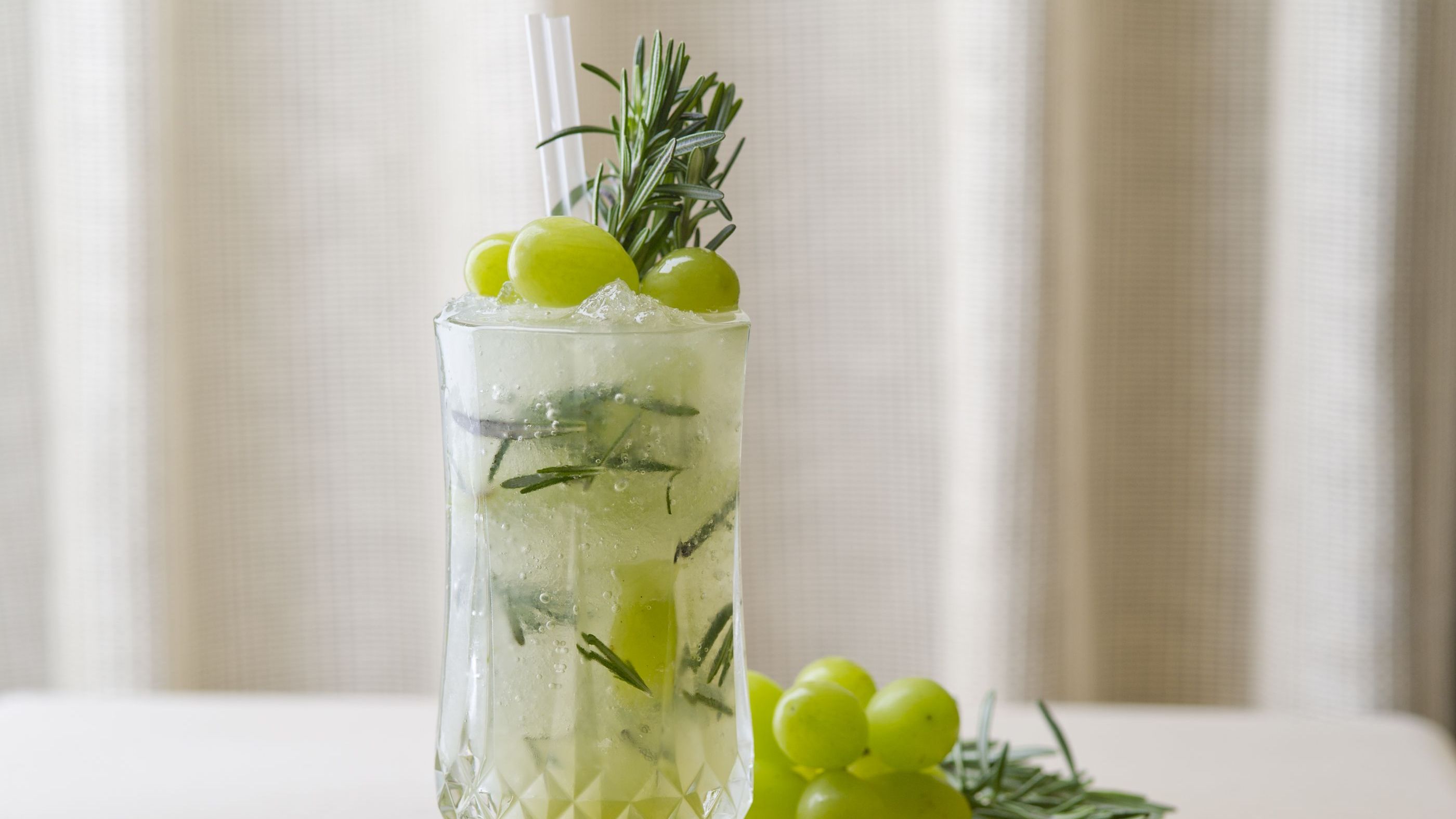 Sparkling cocktails at Le Meridien Piccadilly